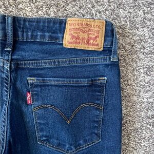 Levi's 711 Skinny Women’s Dark Blue Jeans